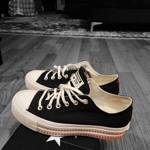 Converse Black Platforms with Red Heart Detail Size 9
